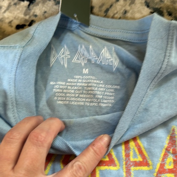 Women's Def Leppard Short Sleeve Graphic T-Shirt - Blue M - Picture 2 of 13